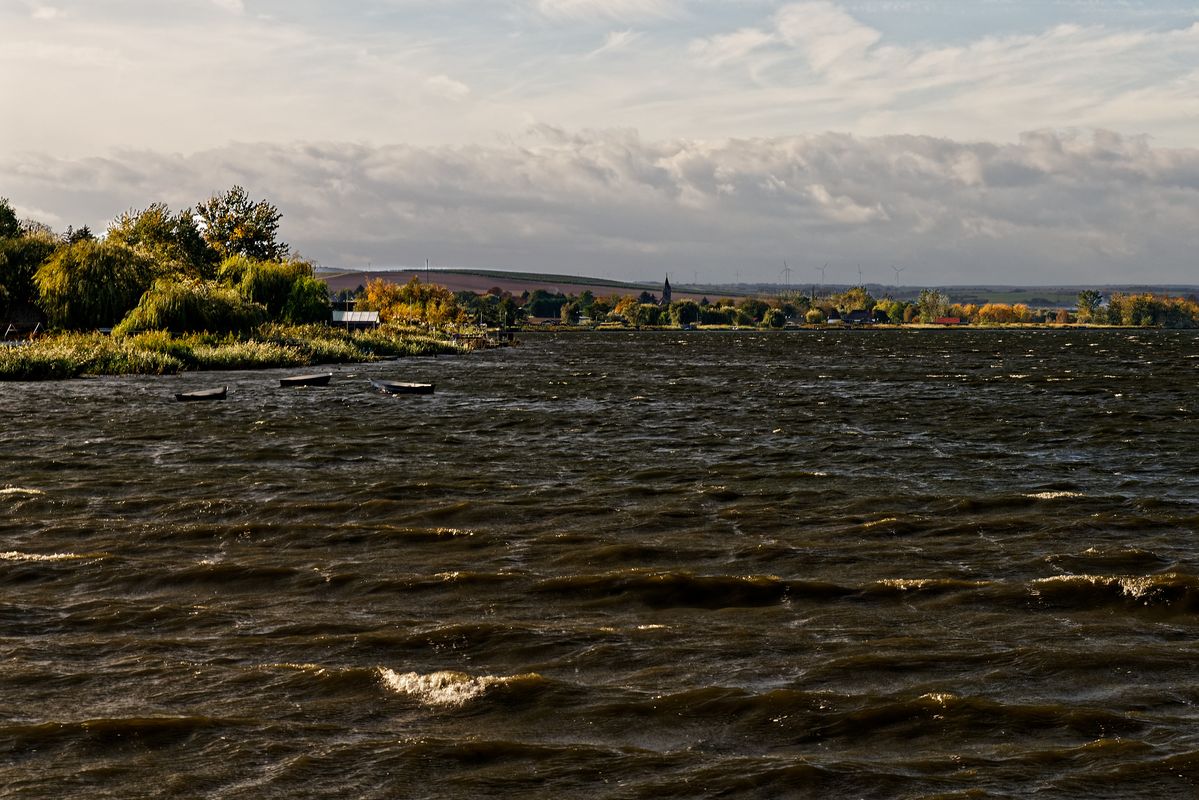 In mancher Hinsicht ging es stürmisch zu, wie hier am Süßen See bei Seehausen bei Halle/Saale.